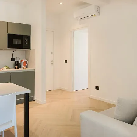 Apartment Exclusive Violet - Center - Station Como